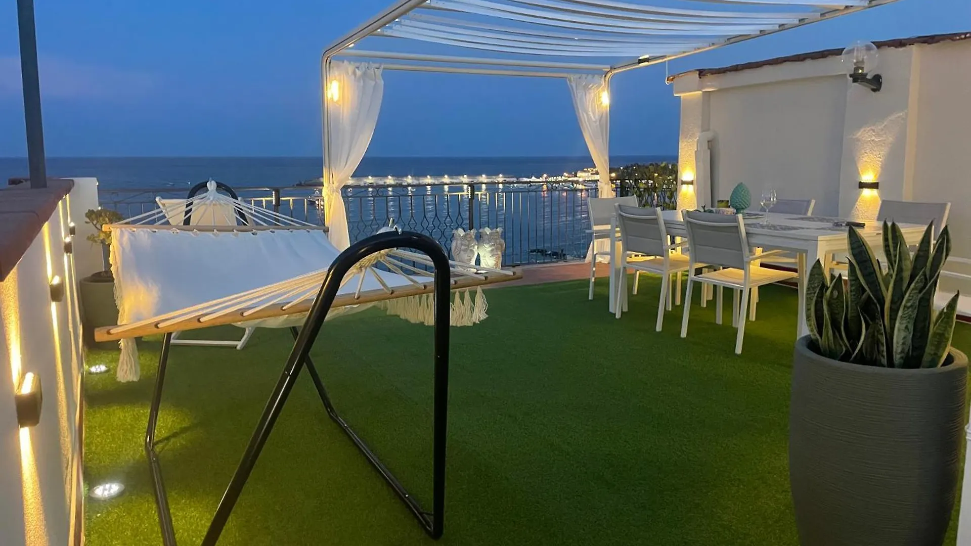 Casa Carmen Lejlighed Giardini Naxos
