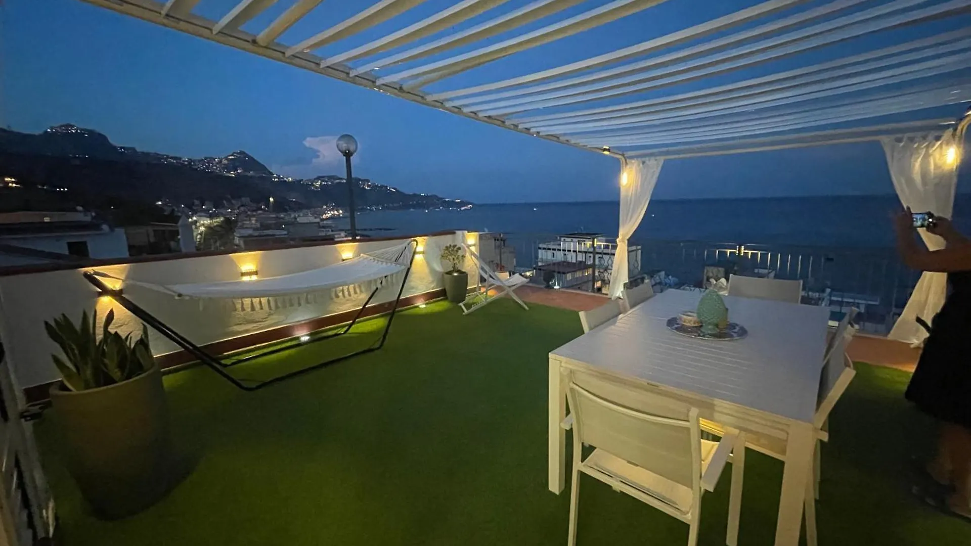 Casa Carmen Lejlighed Giardini Naxos
