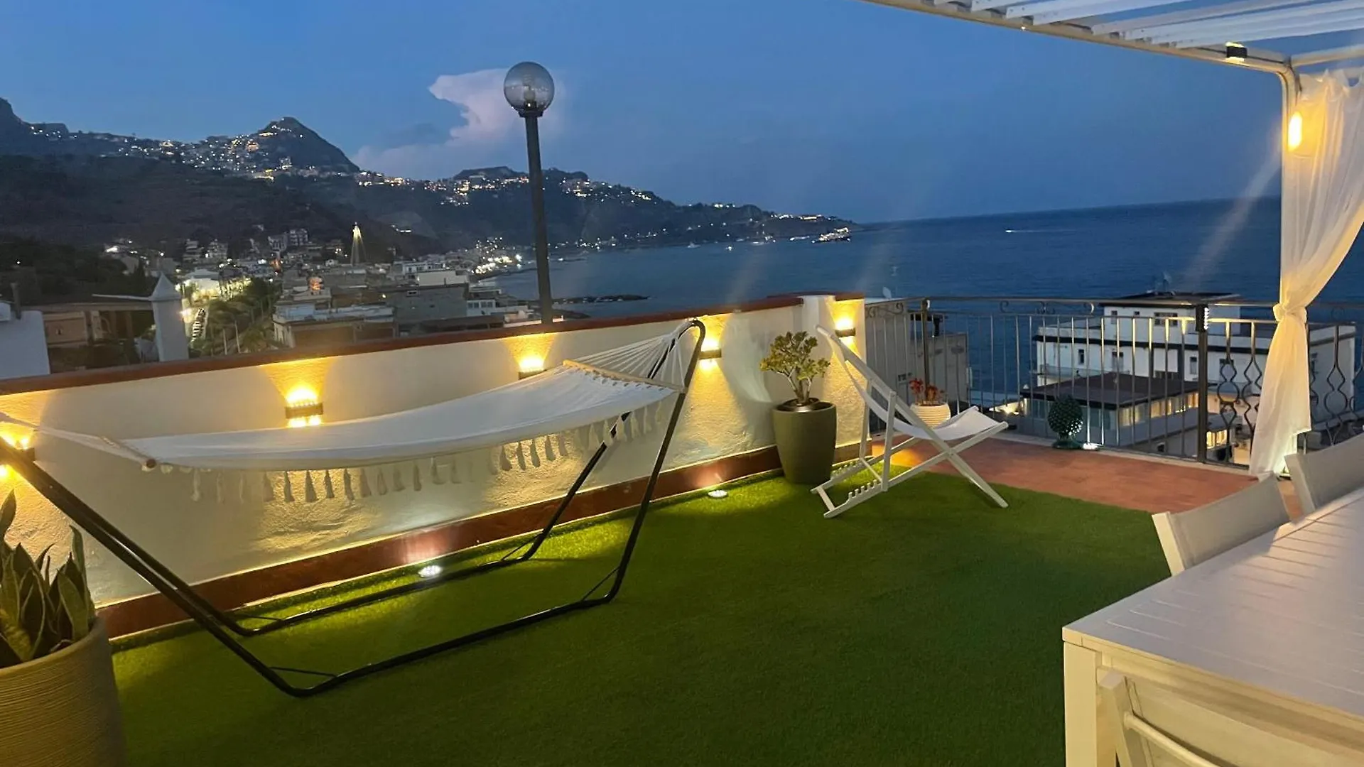 Casa Carmen Lejlighed Giardini Naxos