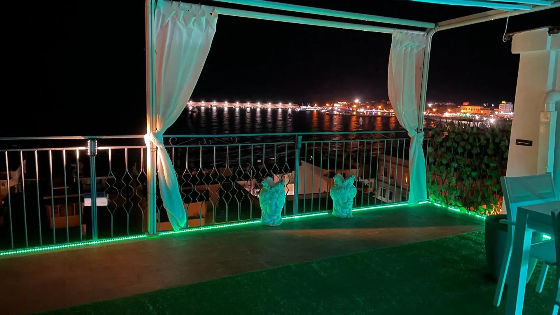 Apartament Casa Carmen Giardini-Naxos 0*,  Włochy